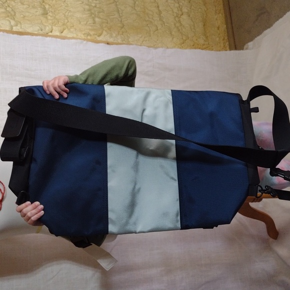 NWOT vintage 2003 Timbuk2 DMB Central Park AOL Concert for Schools messenger bag - Picture 5 of 9